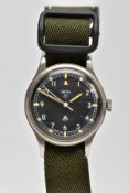 A SMITHS, REF. W10 BRITISH MILITARY STAINLESS STEEL WRIST WATCH, circa 1967, mechanical hand wound