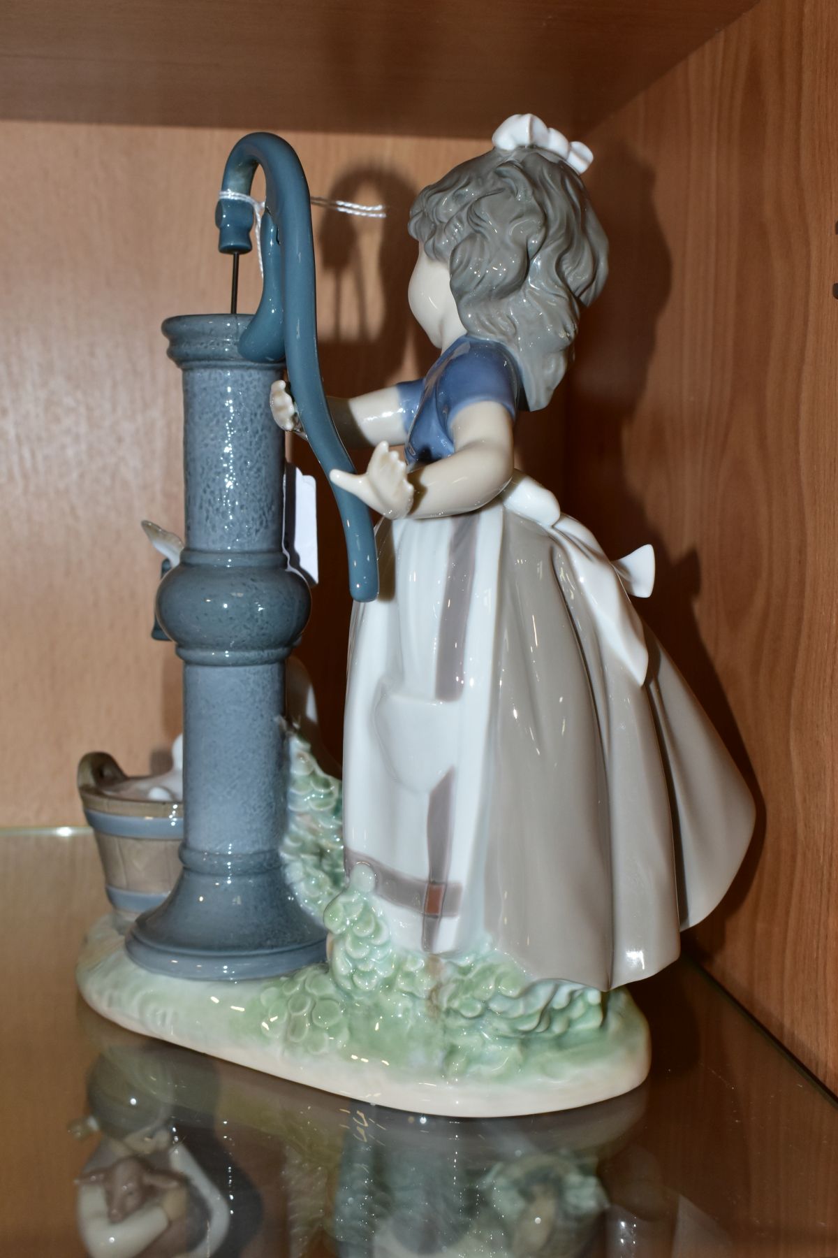 A LLADRO FIGURE GROUP, 'Summer on the Farm' No 5285, depicting young girl at water pump with - Image 3 of 5