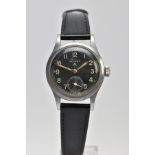 A RECORD STAINLESS STEEL BRITISH MILITARY ISSUE GENTLEMANS WRISTWATCH, CASE BACK MARKED WITH BROAD