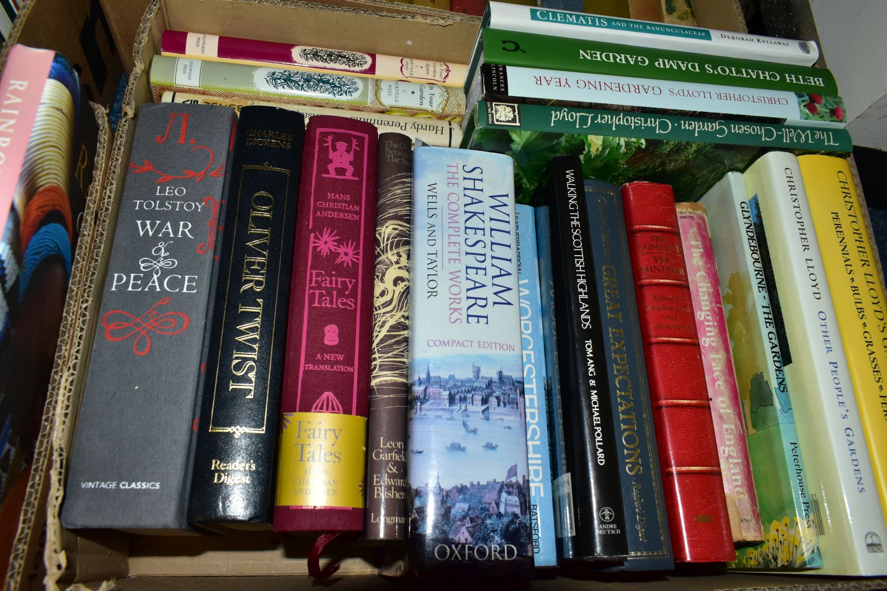 SIX BOXES OF MOSTLY HARDBACK BOOKS, subjects include gardening, cooking, art instruction, - Image 5 of 7