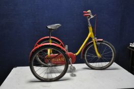 A VINTAGE PASHLEY PICKLE CHILDS TRICYCLE 104cm long, seat height 64cm