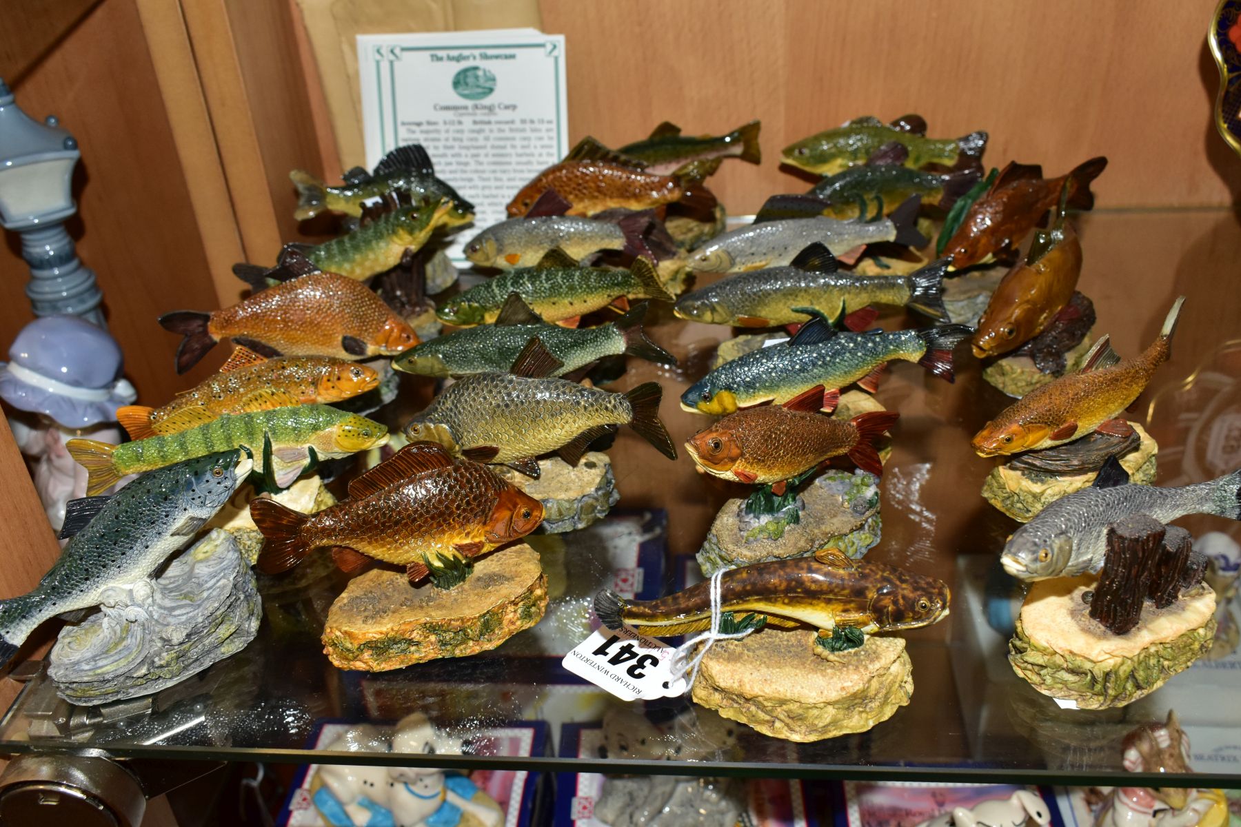 TWENTY FOUR DANBURY MINT MODEL FISH FROM THE ANGLER'S SHOWCASE SERIES, all with certificates and