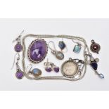 A BAG OF ASSORTED WHITE METAL JEWELLERY, to include a silver amethyst cabochon brooch hallmarked