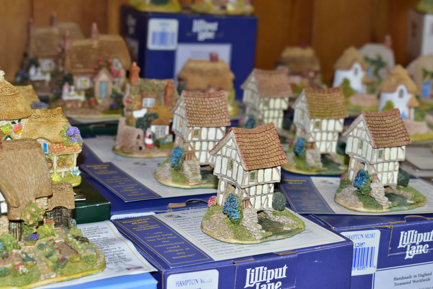 FORTY THREE LILLIPUT LANE SCULPTURES, mostly boxed or with a box and deeds but mentioned where - Image 7 of 13