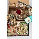 A SELECTION OF COSTUME JEWELLERY AND A BOX OF COINS, to include a number of gold plated clip on