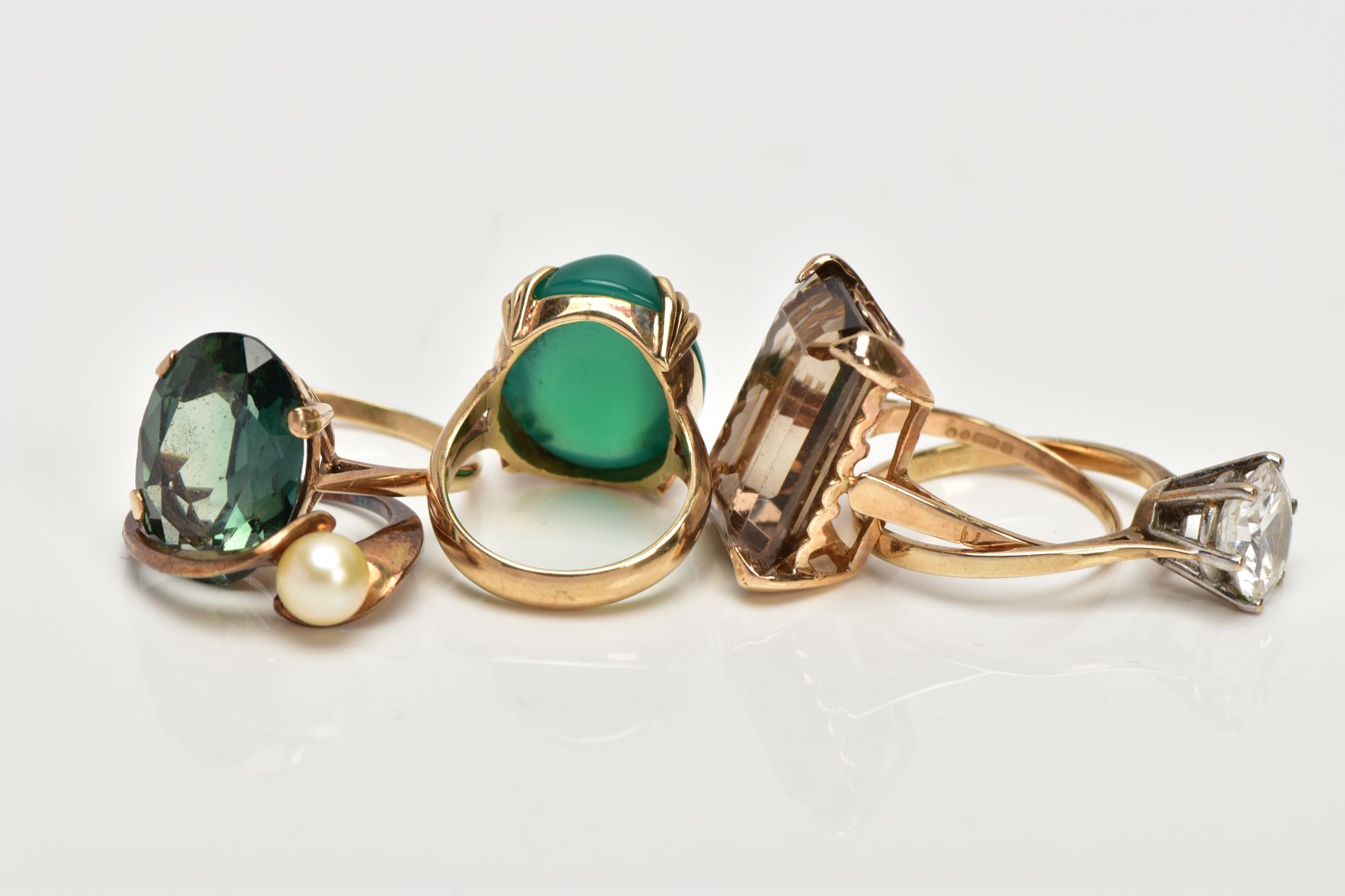 FIVE MODERN DRESS RINGS, all hallmarked or stamped '9ct', to include a large Citrine, a dyed green - Image 4 of 4