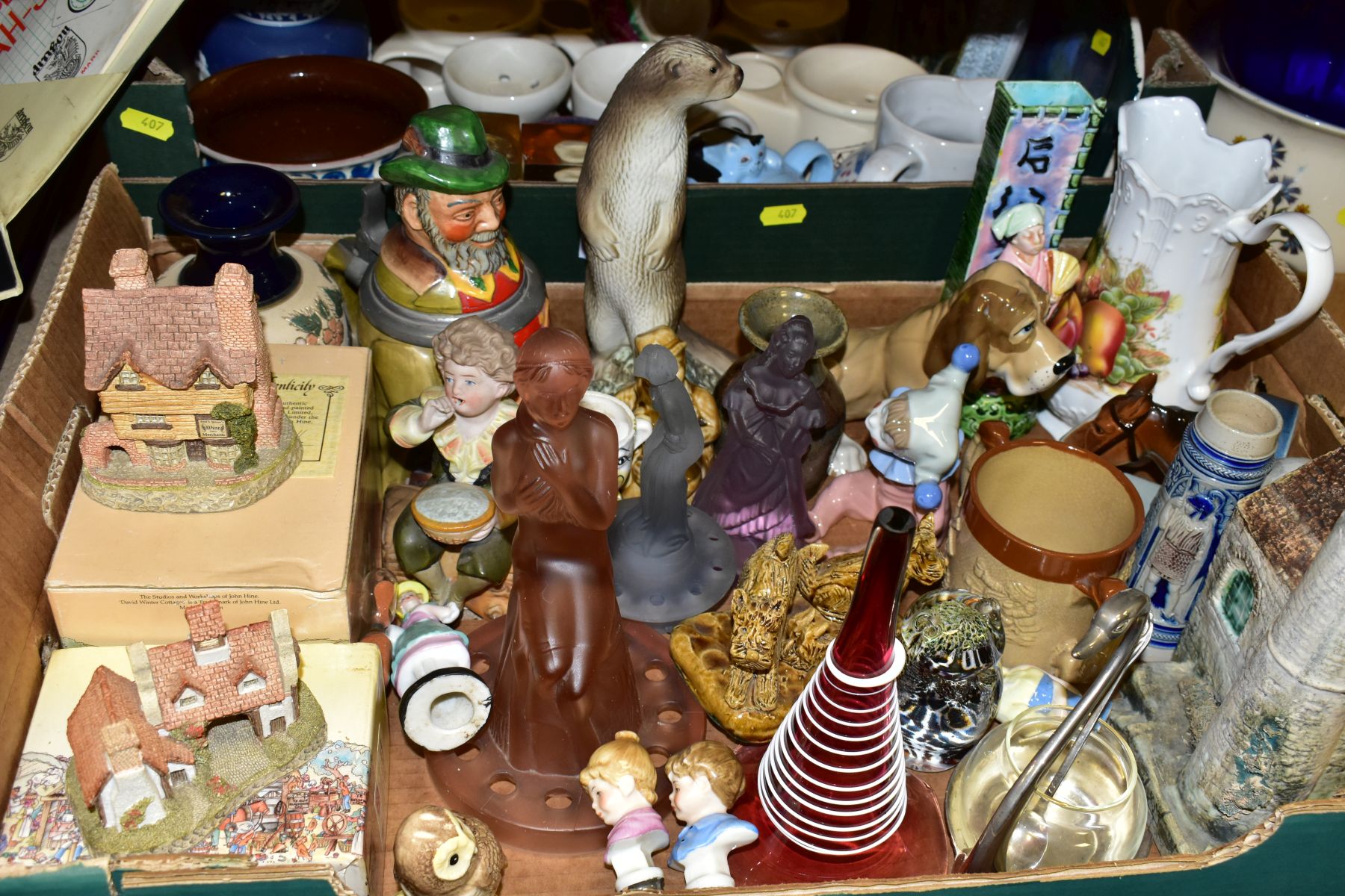 THREE BOXES AND LOOSE ASSORTED CERAMICS, ETC, including a blue glass bowl on clear tripod base, - Image 6 of 11