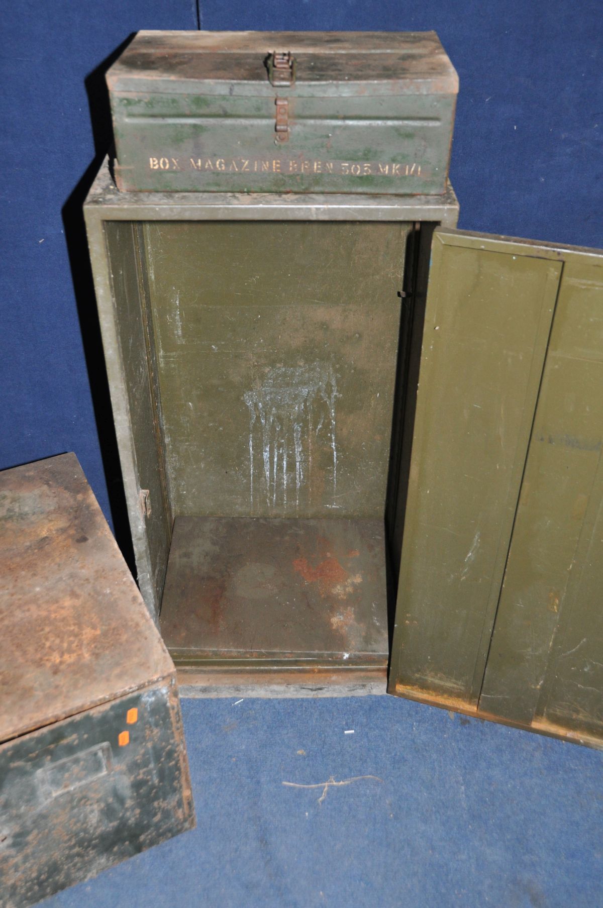 AN INDUSTRIAL METAL CABINET with key width 44cm depth 38cm height 91cm, a vintage Ammo box with Bren - Image 3 of 4