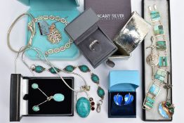 A SELECTION OF SILVER AND WHITE METAL JEWELLERY, to include a pair of Norwegian blue enamel leaf