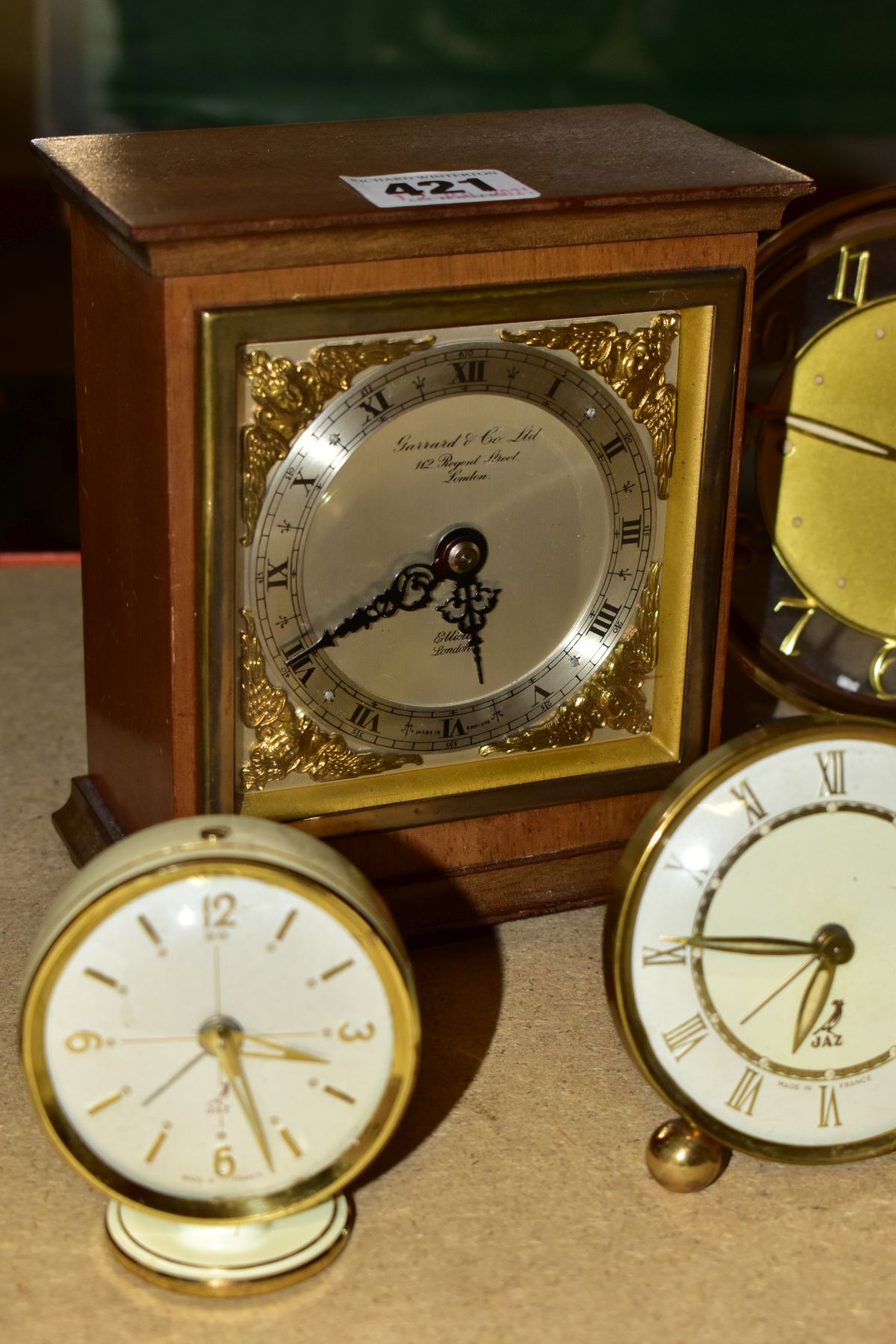 A GARRARDS & CO OF REGENT STREET LONDON MECHANICAL MANTEL CLOCK, mahogany case, Roman numerals to - Image 2 of 6