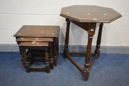 AN EARLY 20TH CENTURY OAK OCTAGONAL TOP CRICKET TABLE, united by stretchers, 61cm diameter x
