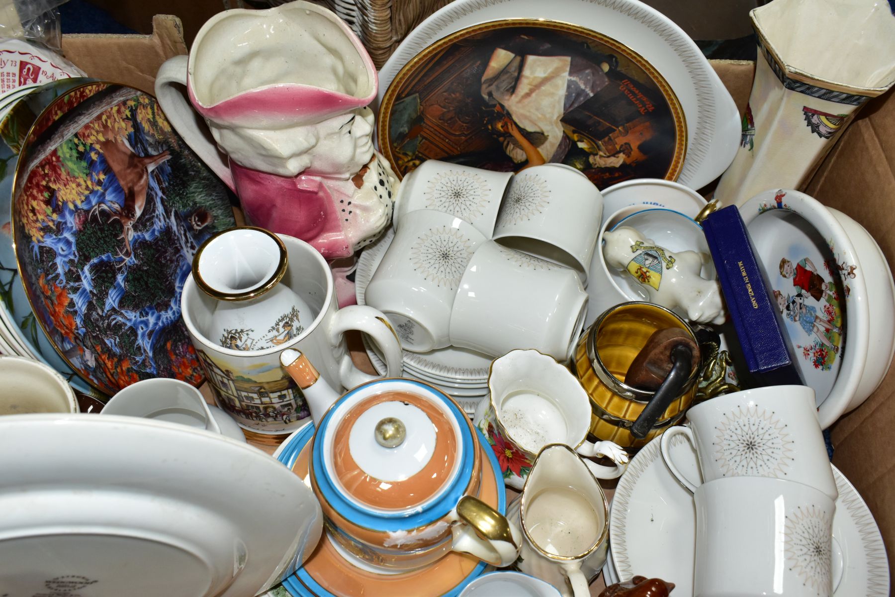 A BOX OF CERAMICS, including a Royal Doulton 'Morning Star' part coffee set, a Beswick 'Jack and - Image 3 of 4