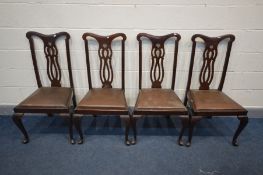 A SET OF FOUR EARLY 20TH CENTURY CHIPPENDALE STYLE DINING CHAIR (Sd)