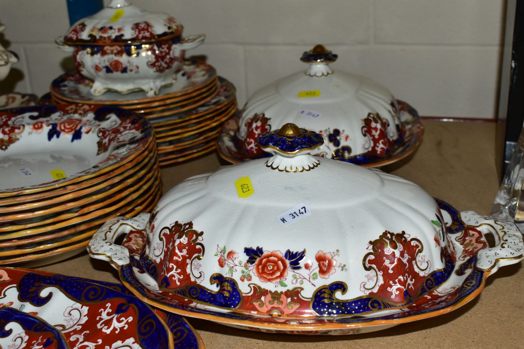 A MASONS AND ASHWORTH BROTHERS IRONSTONE PART DINNER SERVICE, Imari palette, comprising three oval - Image 3 of 6
