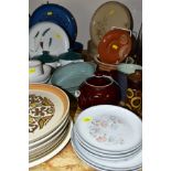 A COLLECTION OF VARIOUS DENBY TABLEWARES, to include a Homestead brown teapot, seven 'Memories' 25.