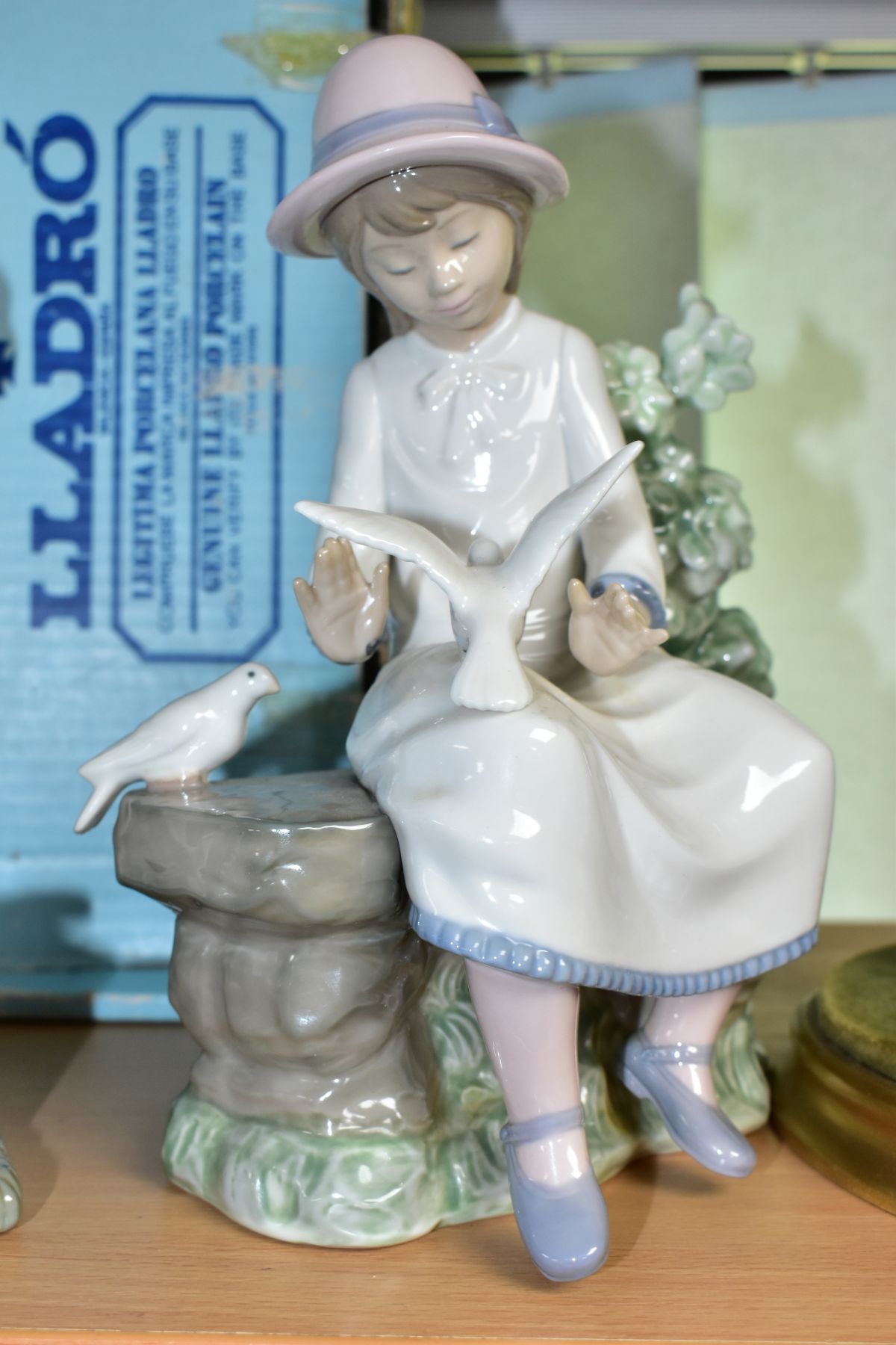 TWO LLADRO FIGURES, comprising Female Physician No.5197, designed by Salvador Debon 1984, retired - Image 3 of 5