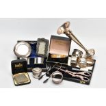 A SELECTION OF SILVER AND SILVER PLATED WARE, to include a cased pair of silver napkin rings, a