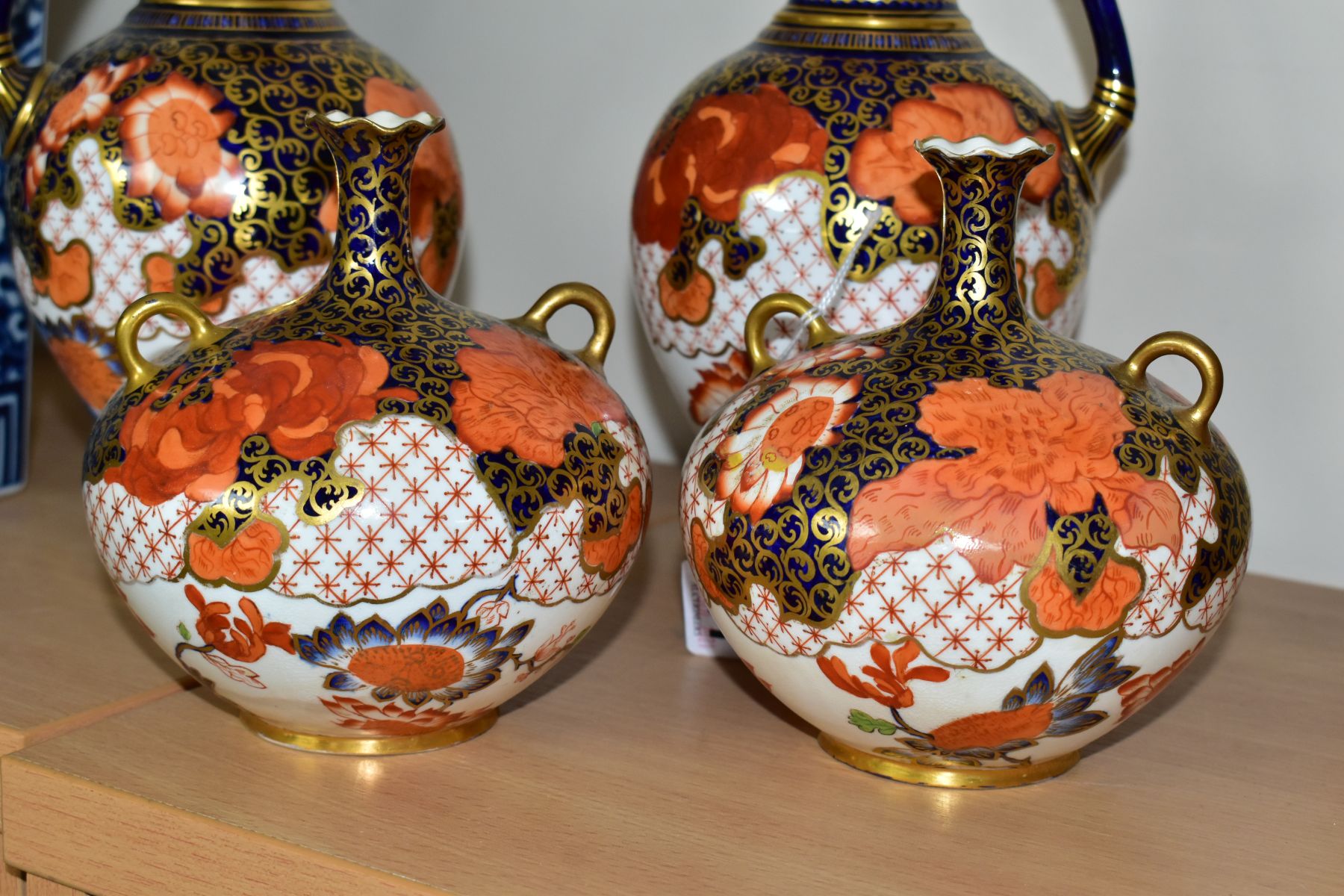A PAIR OF ROYAL CROWN DERBY IMARI 2444 PATTERN EWERS AND A PAIR OF SQUAT BULBOUS TWIN HANDLED - Image 4 of 9