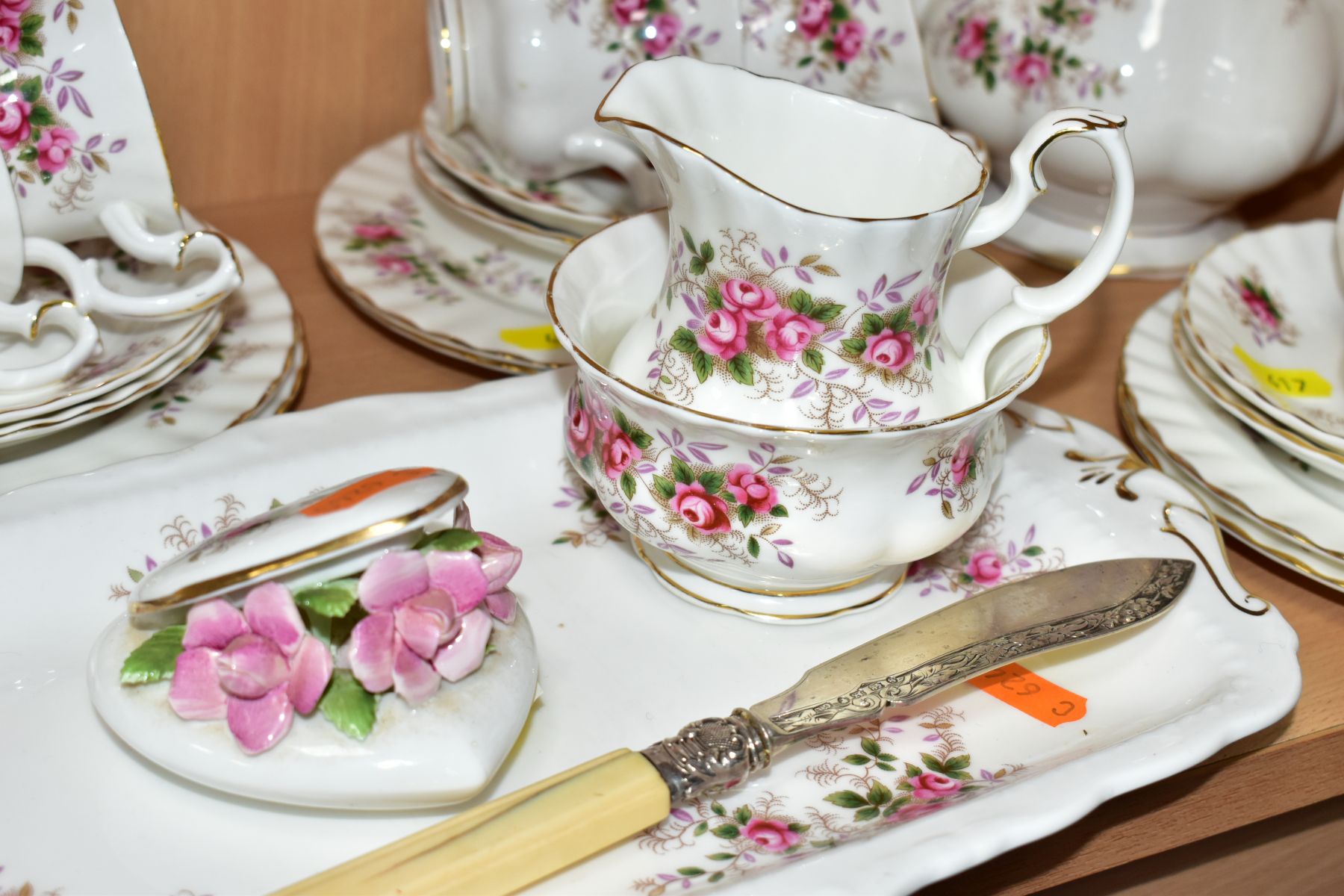 ROYAL ALBERT 'LAVENDER ROSE' COFFEE WARES, comprising coffee pot, cream jug (slight nibble to rim - Image 2 of 4