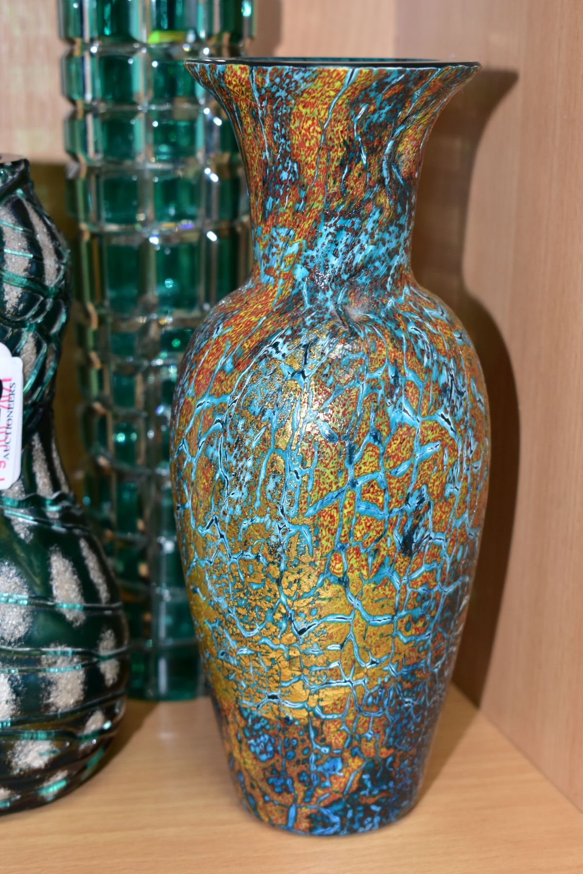 FIVE PIECES OF DECORATIVE ART GLASS, comprising a Kralik style double gourd vase, approximate height - Image 5 of 10