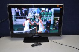 A PHILIPS 32PFL7603D 32in TV with 2 remotes (PAT pass and working)