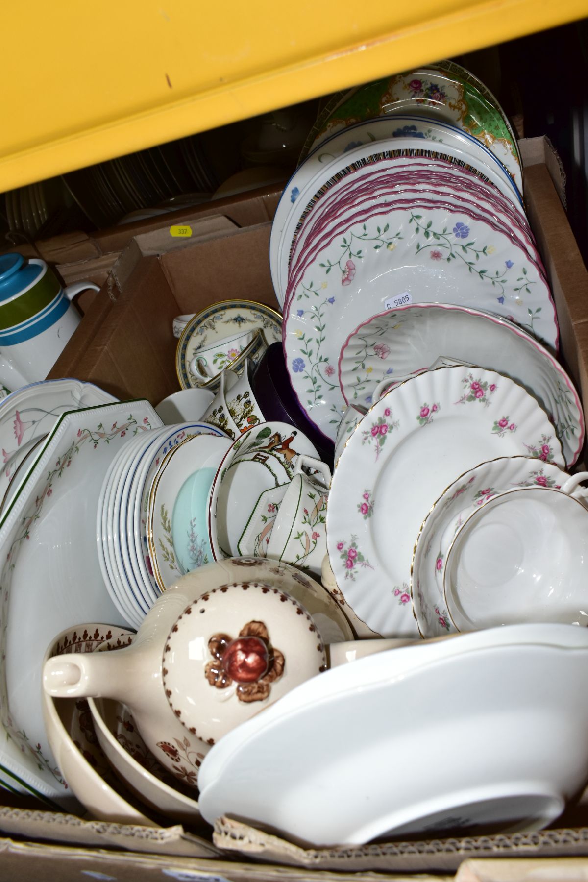 FIVE BOXES OF CERAMIC TEA/DINNER WARES, to include Wedgwood (various patterns), Coalport (Ming - Image 2 of 12