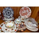 A GROUP OF ASSORTED ROYAL CROWN DERBY PLATES, etc, in a variety of patterns, including Old