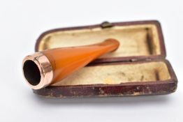 A CASED AMBER CHEROOT HOLDER with a 9ct collar, in original case, maker - Adolph Frankau & Co 1912