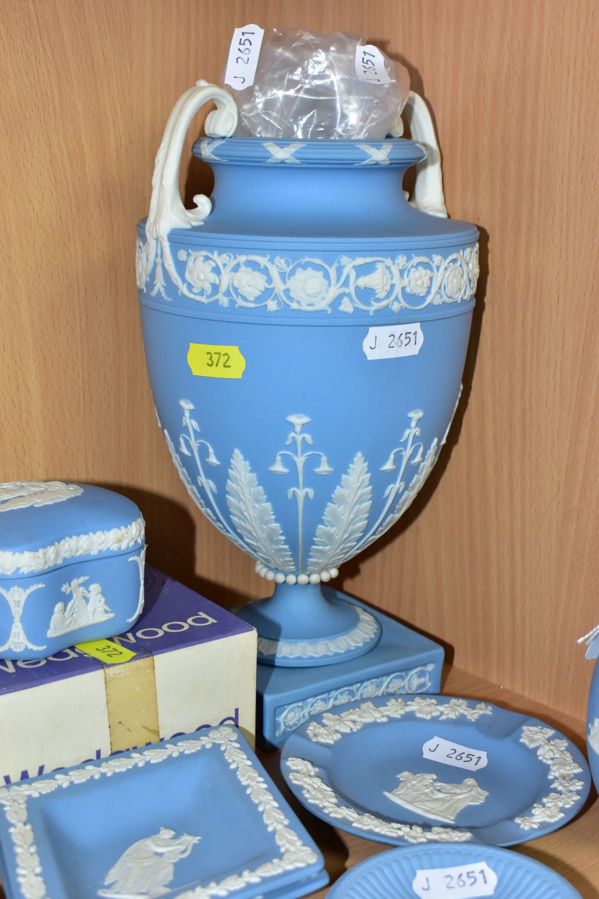 A COLLECTION OF 19TH AND 20TH CENTURY JASPERWARES, to include a 19th Century pale blue twin - Image 6 of 10