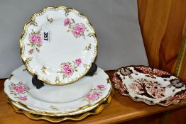 FIVE ROYAL CROWN DERBY CABINET PLATES, three with wavy and fluted rims and two with wavy and