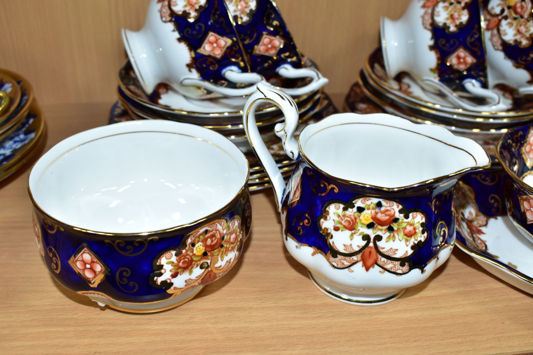 ROYAL ALBERT 'HEIRLOOM' PART TEASET, comprising cake/sandwich plate (seconds), teapot (chips to - Image 4 of 5