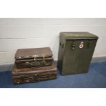 A GERMAN MILITARY MEDICAL CRATE with table of contents list to lid (google translate picture in