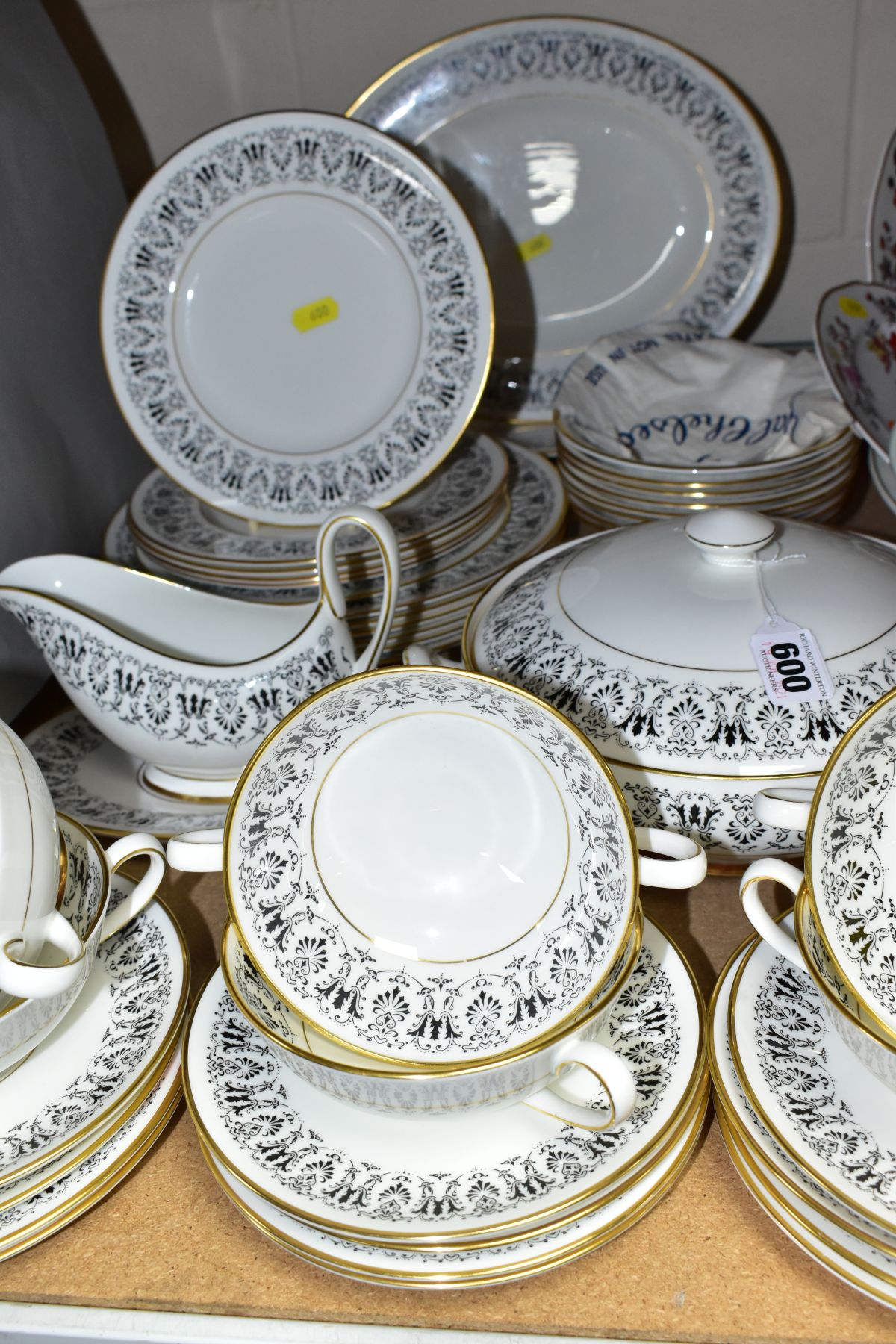 A ROYAL CHELSEA 'SHERINGHAM' PATTERN DINER SERVICE, comprising a twin handled tureen and cover,