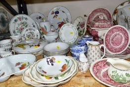 VARIOUS CERAMIC TABLEWARES, to include Masons 'Vista' soup tureen and cover, two 27cm plates, a soup