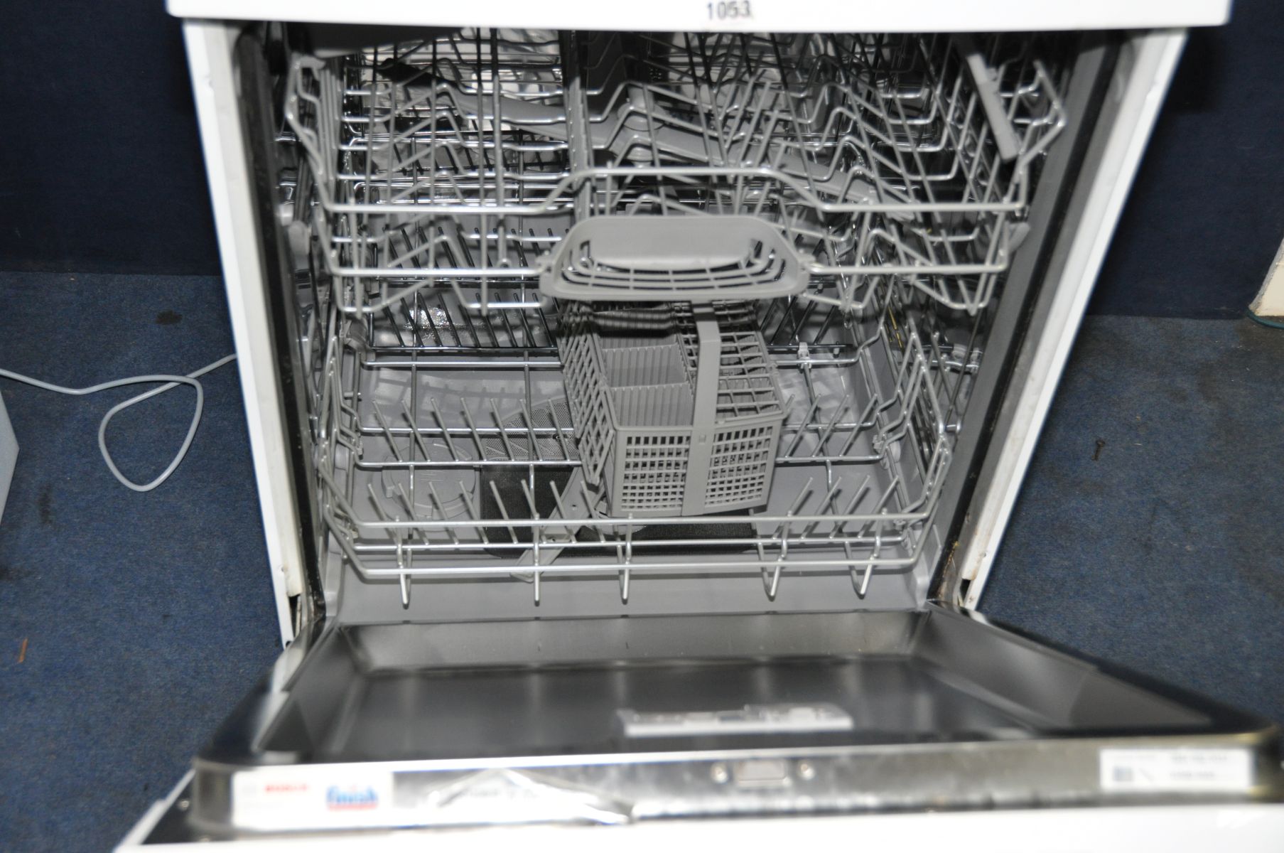 A BOSCH S16P1B CLASSIXX DISH WASHER (PAT pass and powers up) - Image 3 of 3