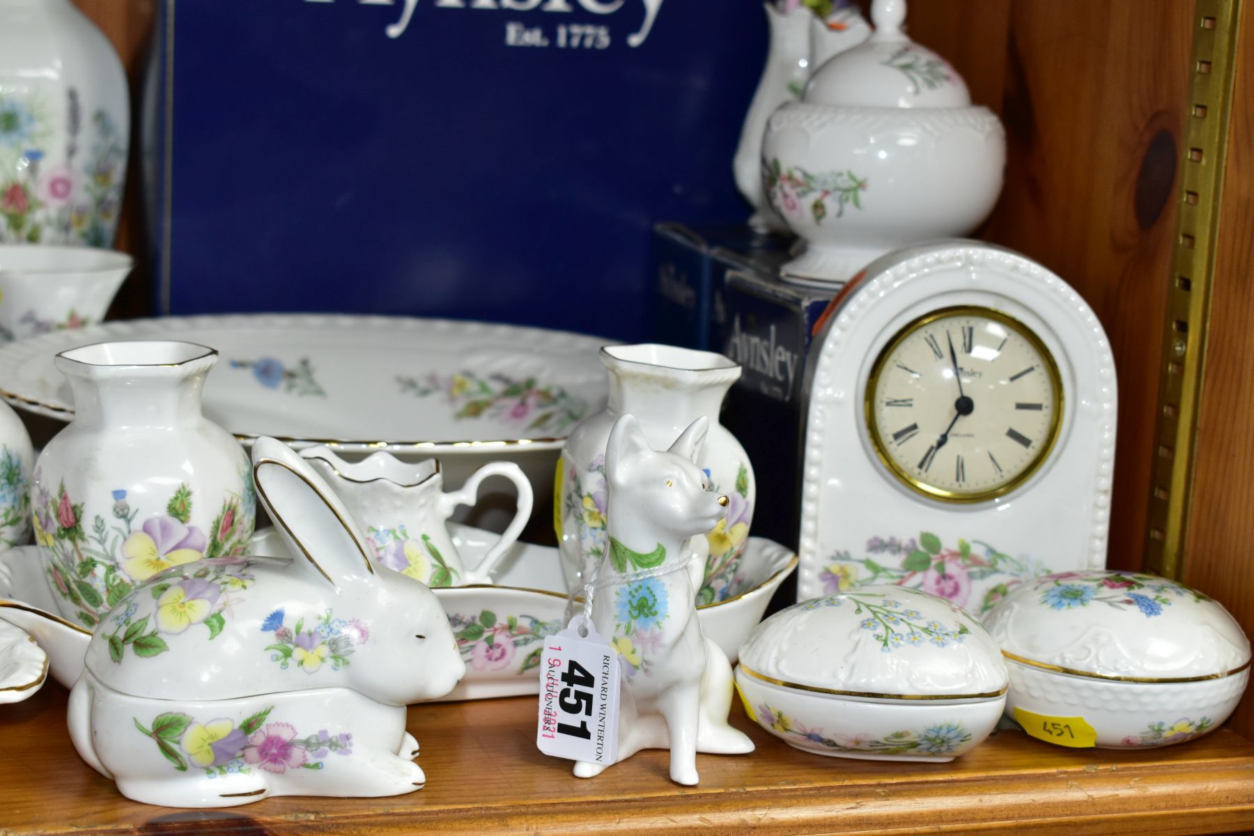 A COLLECTION OF AYNSLEY 'WILD TUDOR' PATTERN GIFTWARE, including bowls, pin dishesw, trinket - Image 3 of 8