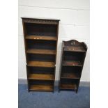 AN TALL SLIM EARLY TO MID 20TH CENTURY OAK OPEN BOOKCASE, width 39cm x depth 19cm x height 106cm