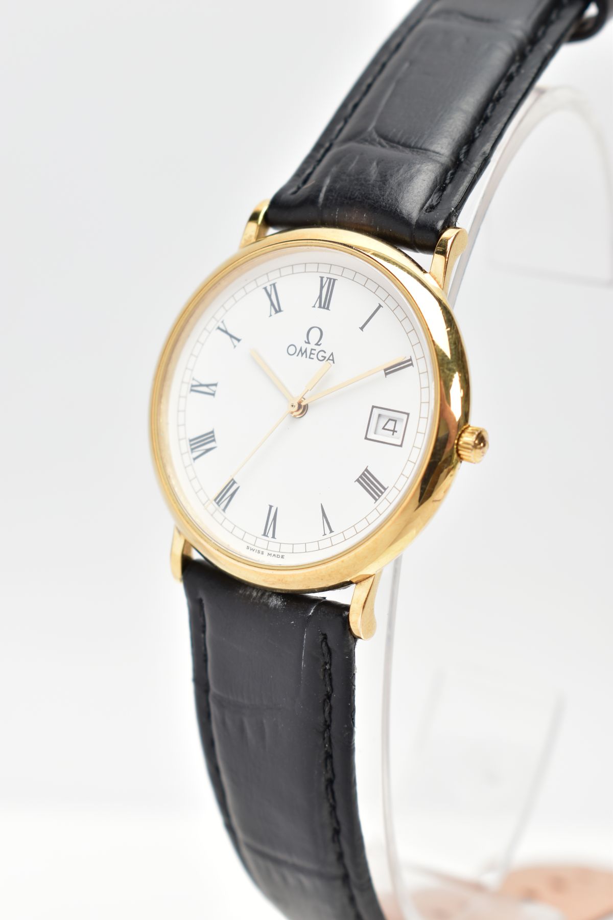 A GOLD-PLATED OMEGA DE VILLE, white roman numeral dial, date window at 3 o'clock, gold coloured - Bild 3 aus 5