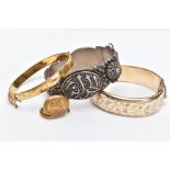 FOUR ITEMS OF JEWELLERY, to include two hinged rolled gold bangles, a hinged continental bangle