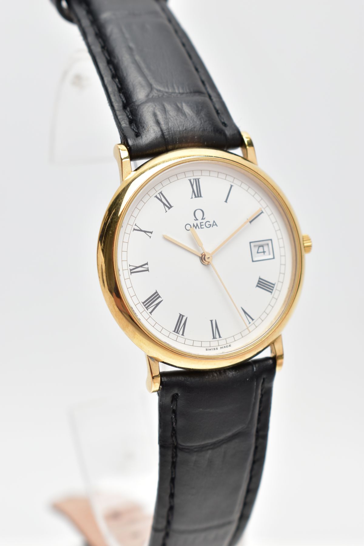 A GOLD-PLATED OMEGA DE VILLE, white roman numeral dial, date window at 3 o'clock, gold coloured - Bild 2 aus 5