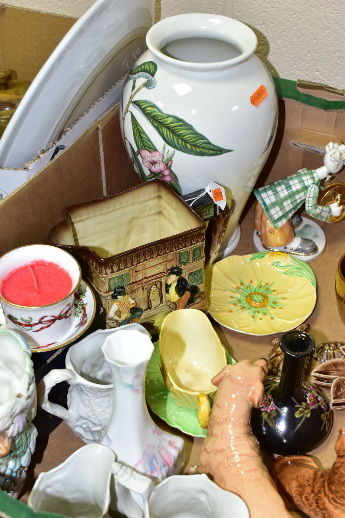 A GROUP OF ASSORTED CERAMICS, to include two Italian pottery clown figures, S.D, a Royal Doulton ' - Image 2 of 7