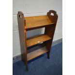 AN ARTS AND CRAFTS OAK BOOKCASE, width 50cm x depth 22cm x height 91cm