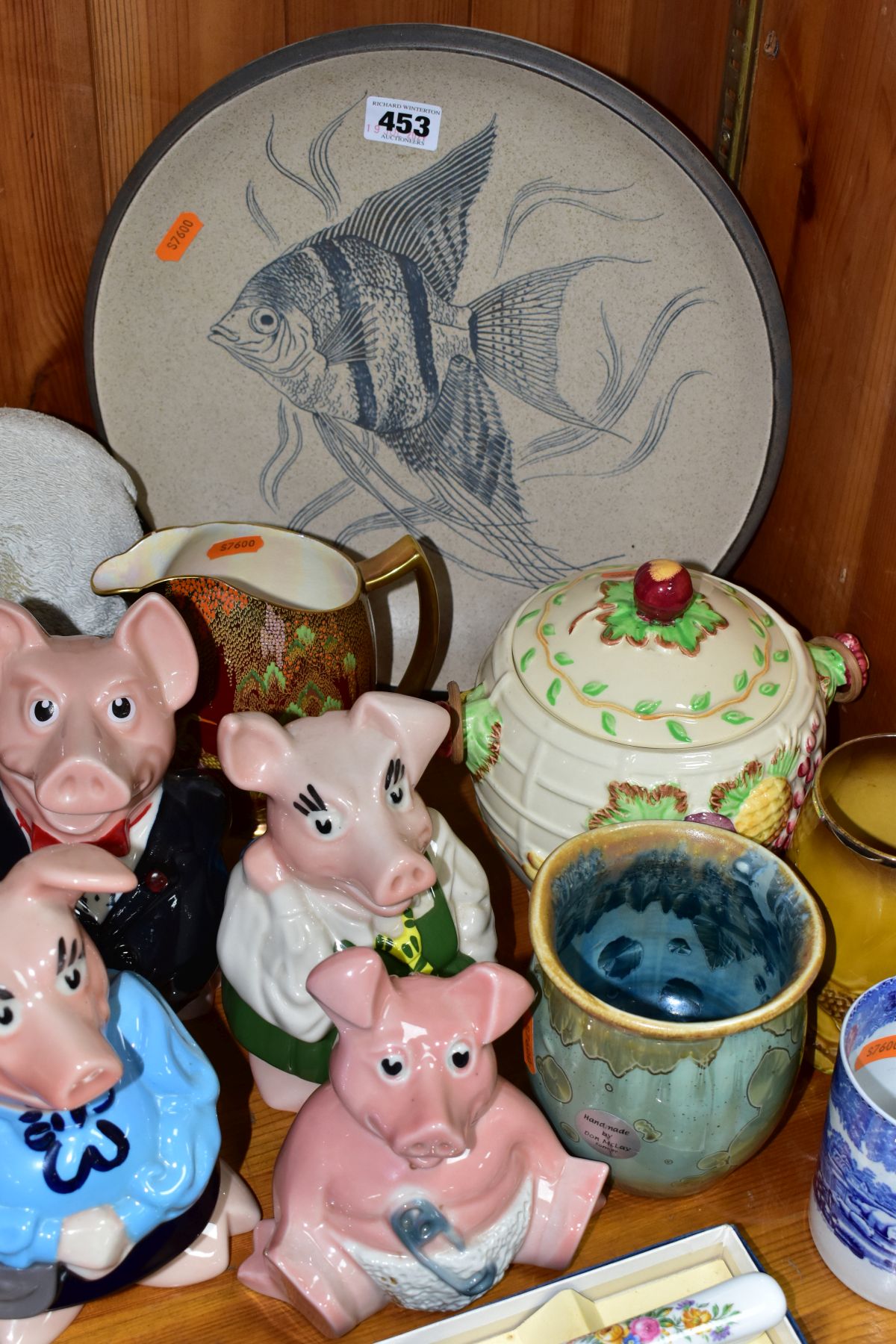 A SET OF FIVE WADE NAT WEST PIGGY BANKS AND OTHER 19TH AND 20TH CENTURY CERAMICS, including a - Image 3 of 5
