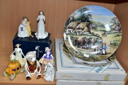 A GROUP OF CERAMIC ORNAMENTS/PLATES, comprising four Royal Doulton figures 'Buddies' HN3396, 'Let'