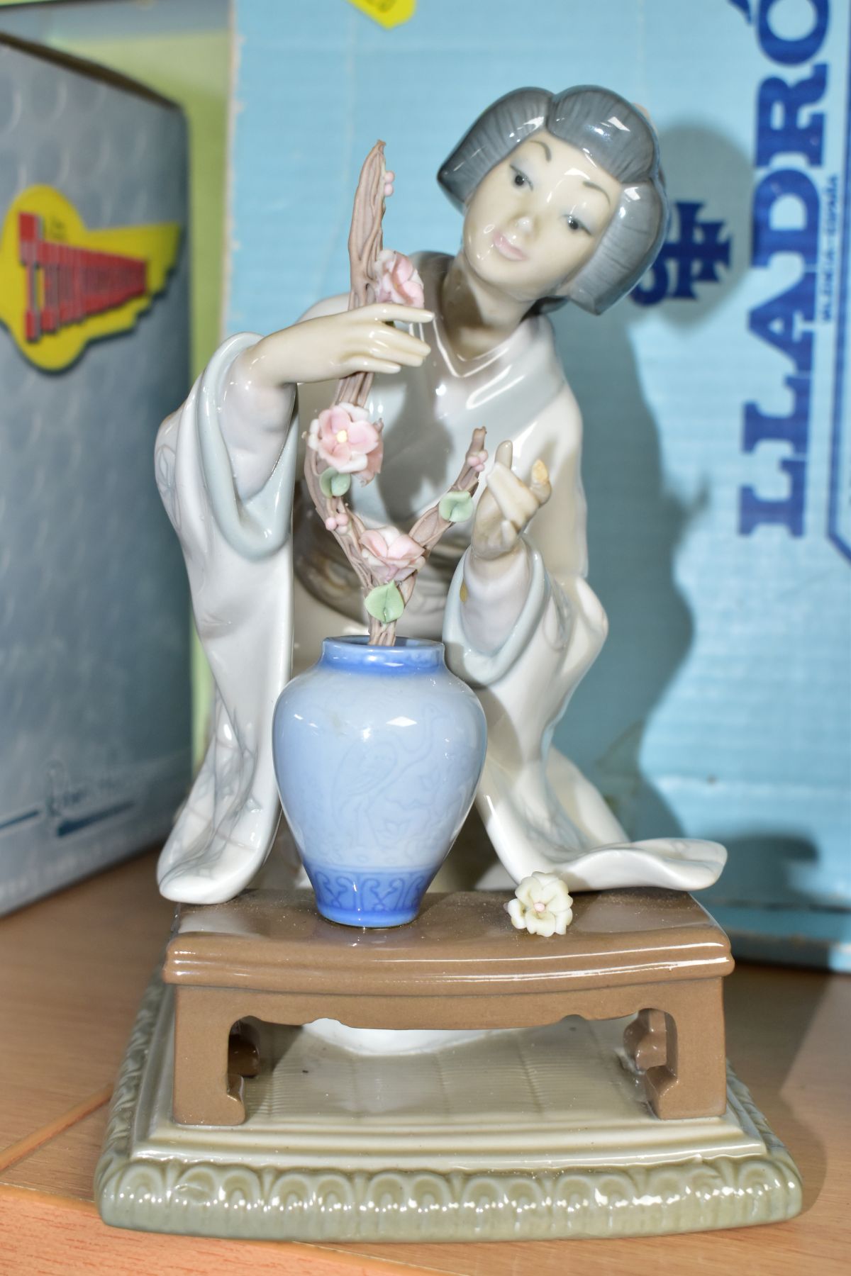 TWO LLADRO FIGURES, comprising Female Physician No.5197, designed by Salvador Debon 1984, retired - Image 4 of 5