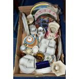 A BOX OF CERAMICS, including a Royal Doulton 'Morning Star' part coffee set, a Beswick 'Jack and