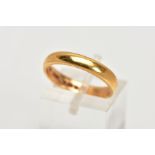 A 22CT GOLD WEDDING BAND RING, plain polished band, hallmarked 22ct gold Birmingham, ring size L,