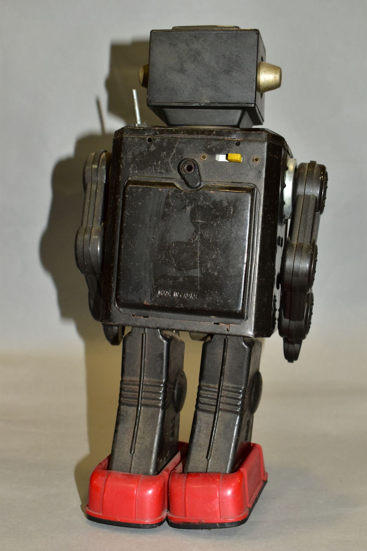 A TINPLATE AND PLASTIC BATTERY OPERATED TV ROBOT, marked 'Made in Japan' but no makers marking, - Image 3 of 7