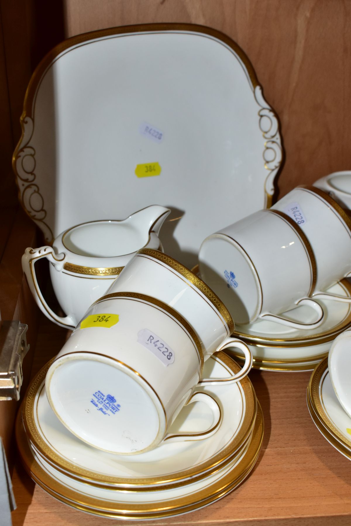 A COALPORT 'ELITE-GOLD' PATTERN TEA SET, comprising tea pot (second), milk jug, twin handled sugar - Image 5 of 6