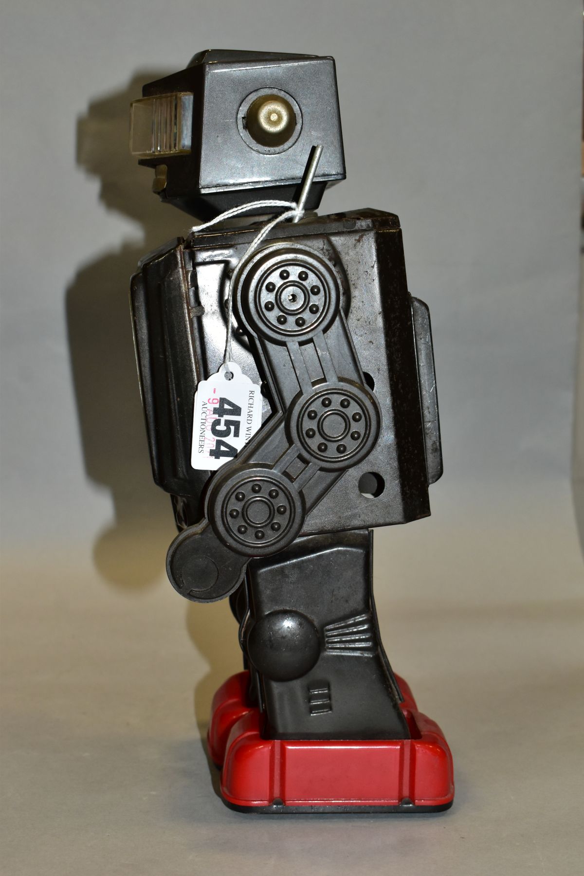 A TINPLATE AND PLASTIC BATTERY OPERATED TV ROBOT, marked 'Made in Japan' but no makers marking, - Image 4 of 7